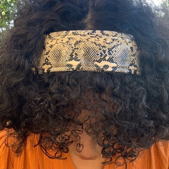 Snake Skin Faux Leather Headband - Picture 2 of 3